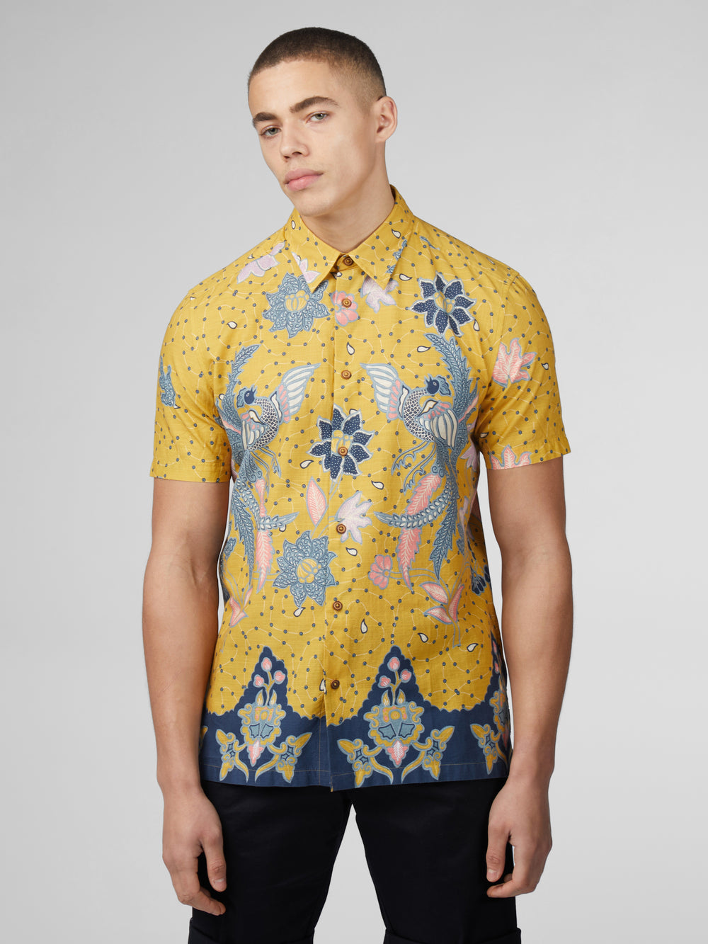 Ben Sherman Signature Abstract Botanical Print Shirts Yellow | PSGBDR-612