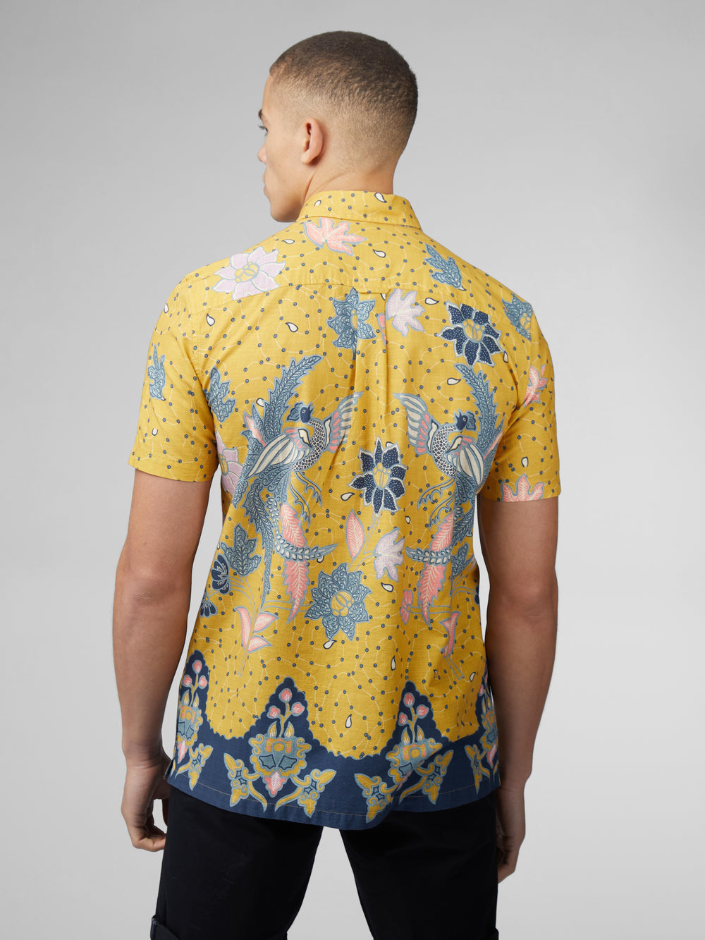 Ben Sherman Signature Abstract Botanical Print Shirts Yellow | PSGBDR-612